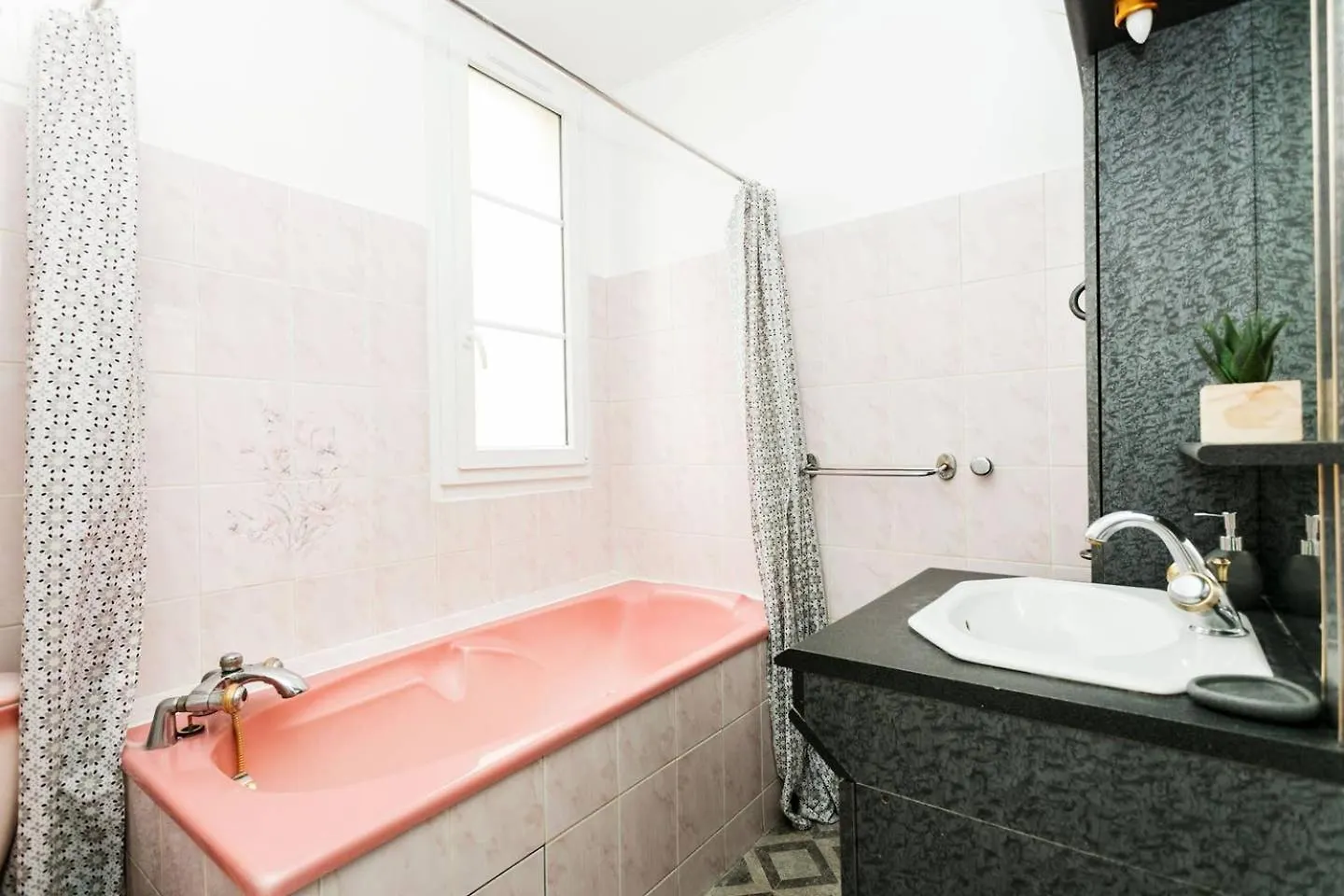 - Bastille - Cityapartmentstay Appartamento Parigi
